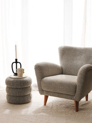 Poltrona Elegante, Tecido Teddy Cinza, 85 x 82 x 85 cm | Estrutura 100% Madeira, Conforto Macio com Espuma DNS 30 | Perfeita para Sala de Estar e Escritório