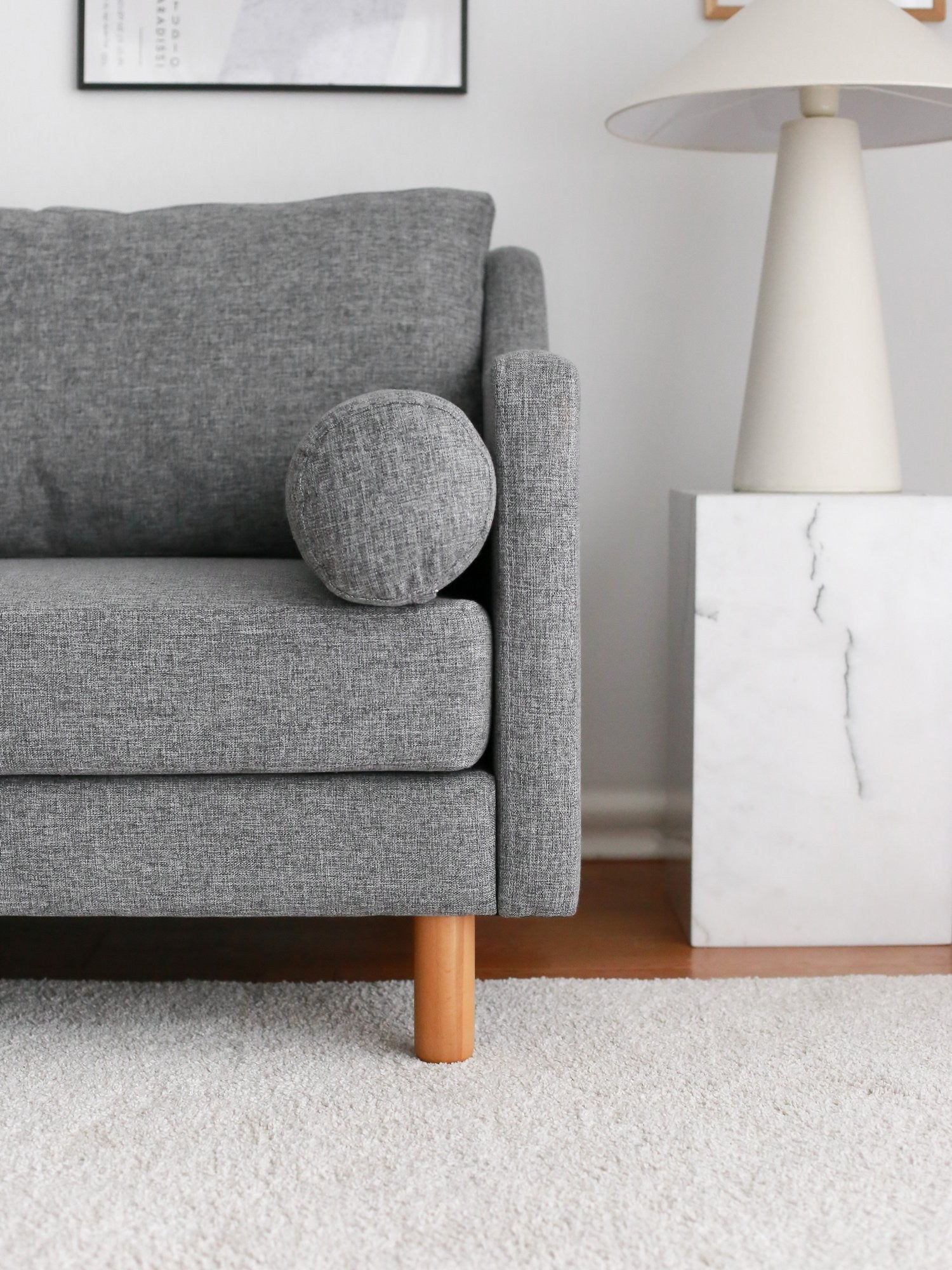 Sofá elegante de 3 lugares, linho cinza, 196 x 82 x 93 cm | Estrutura 100% madeira de carpa, pernas de madeira | Design confortável e elegante para salas de estar modernas