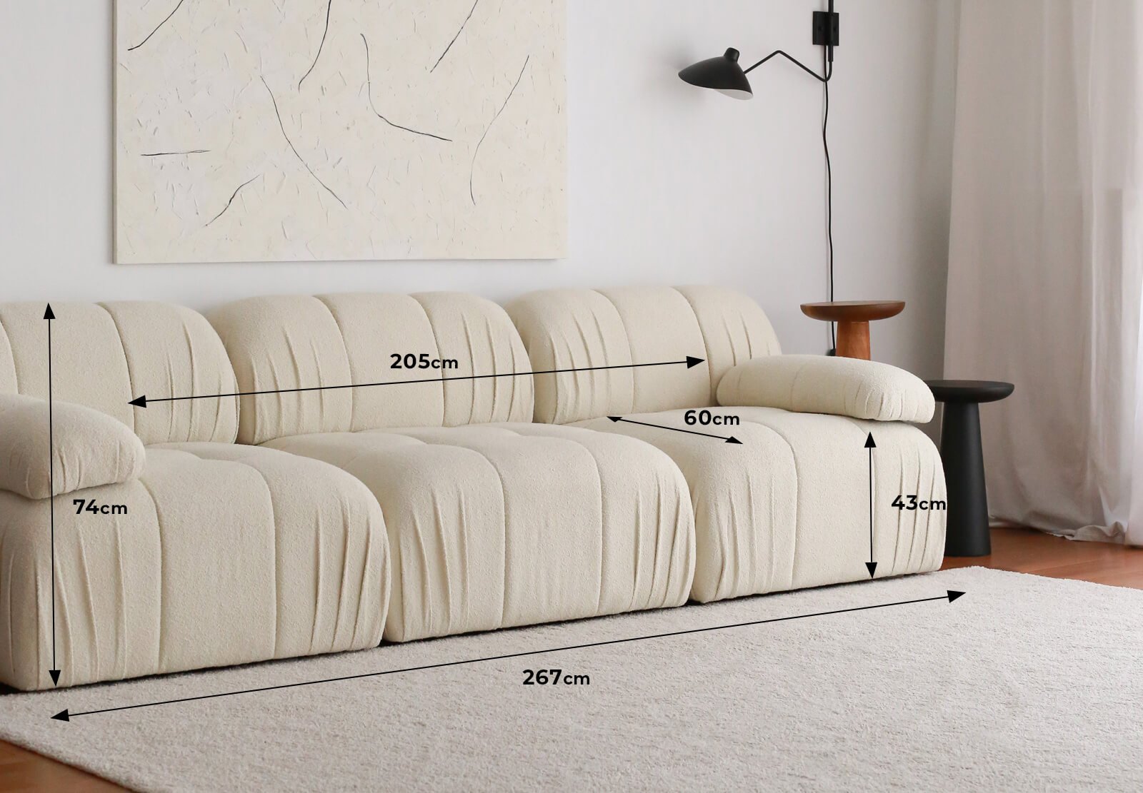 Sofá elegante de 3 lugares, branco, 267 cm | Estrutura 100% madeira de carpa, tecido 100% pelúcia | Design confortável com pernas de plástico, perfeito para espaços modernos