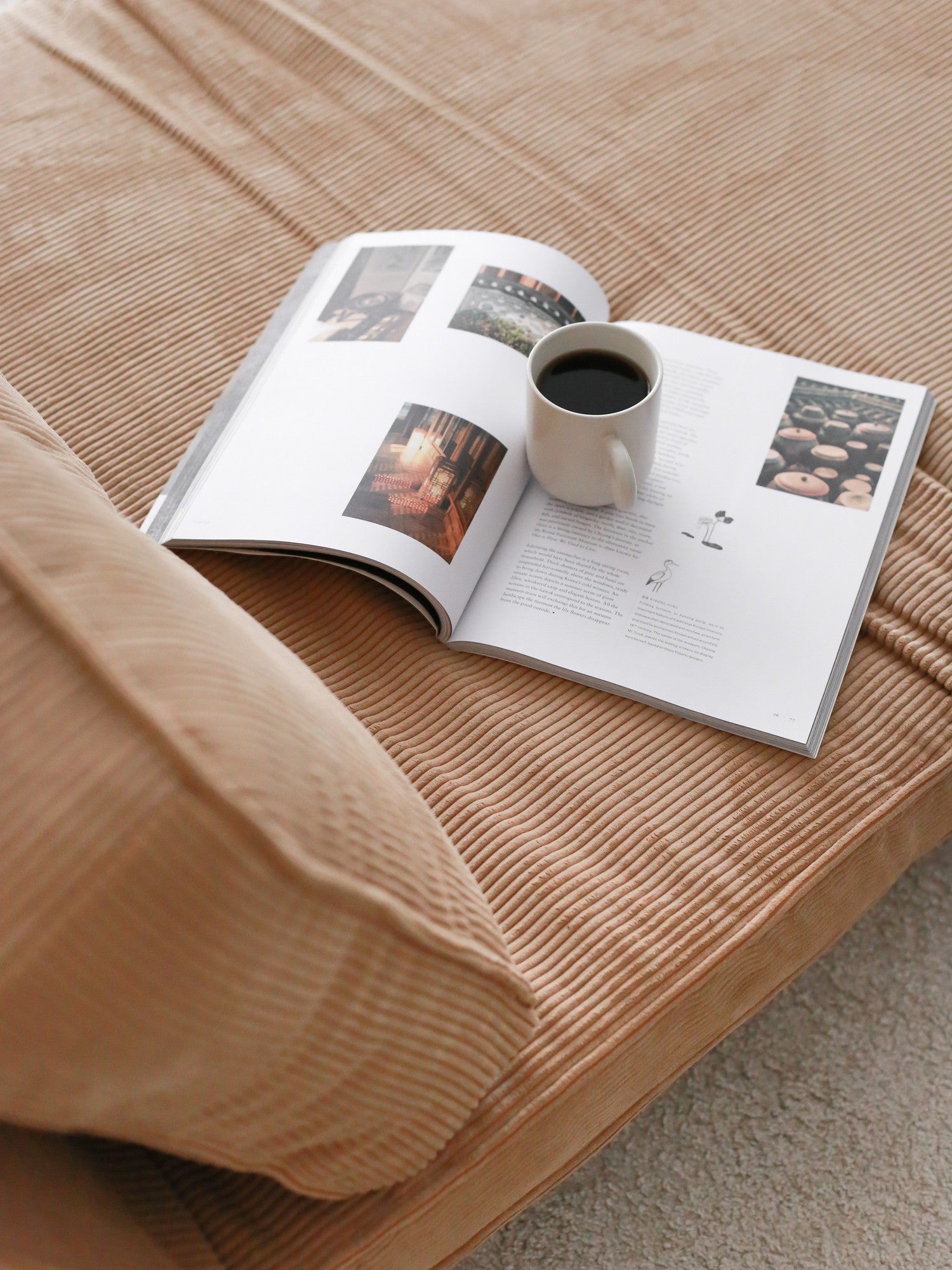 Sofá-cama versátil de 1 lugar, tecido marrom, 93 x 90 x 82 cm | 100% TEDDY, extensível até 186 cm | Perfeito para espaços pequenos, design elegante e confortável