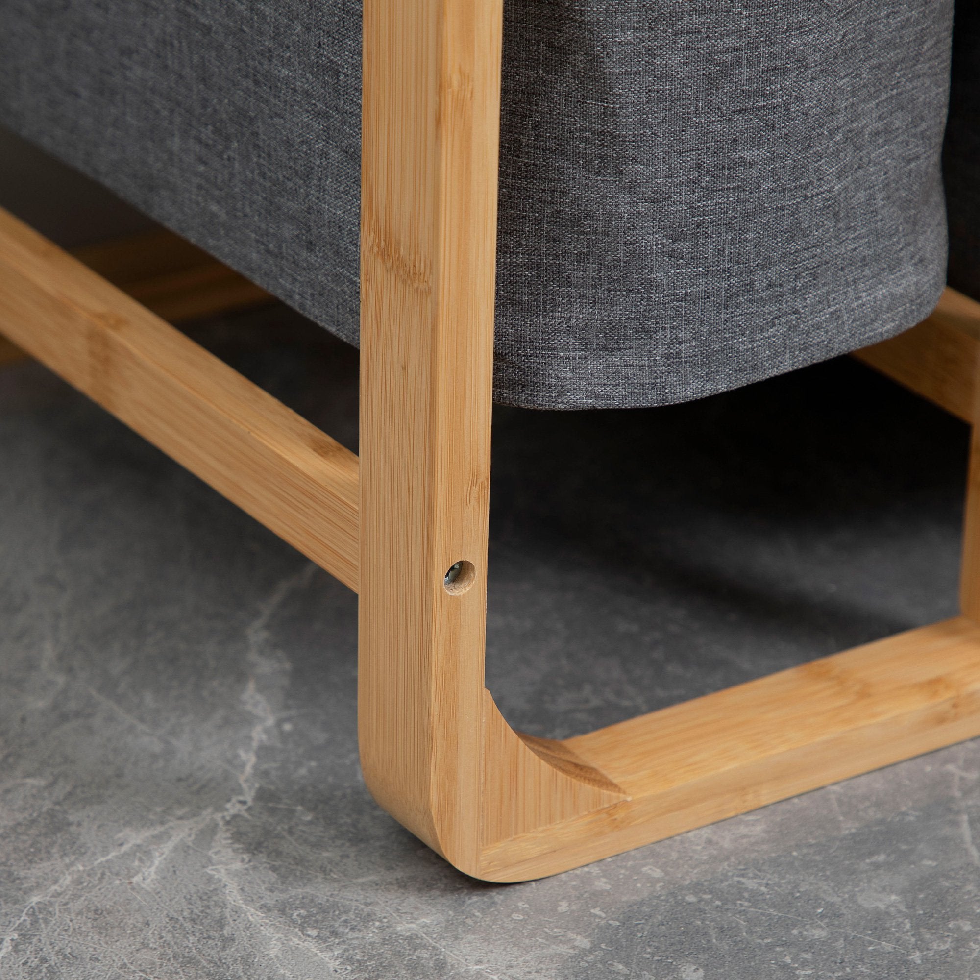 Cesto para Roupa Suja de Bambu com 3 Bolsas de Tecido - 50x32x69,7cm - Madeira e Cinza