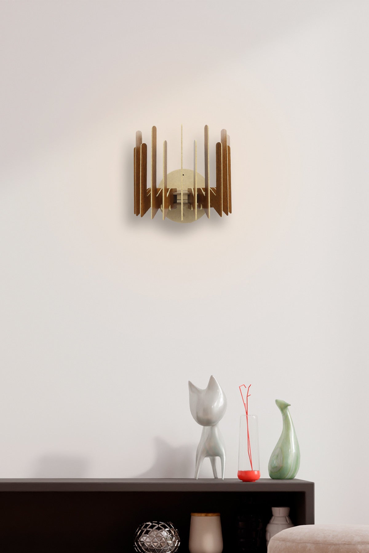 Candeeiro de Parede – 22 cm altura – Nogueira – MDF