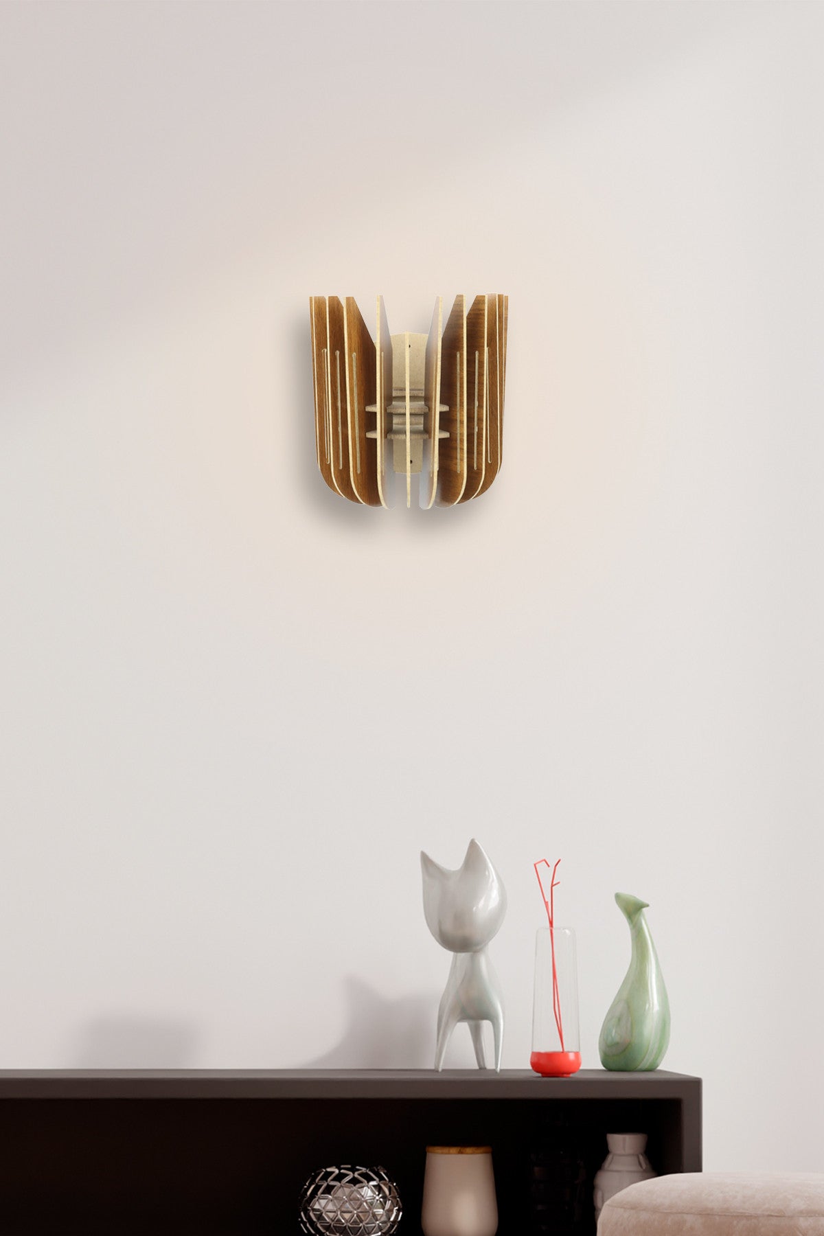 Candeeiro de Parede – 20 cm x 18,5 cm x 16 cm – Noz – MDF