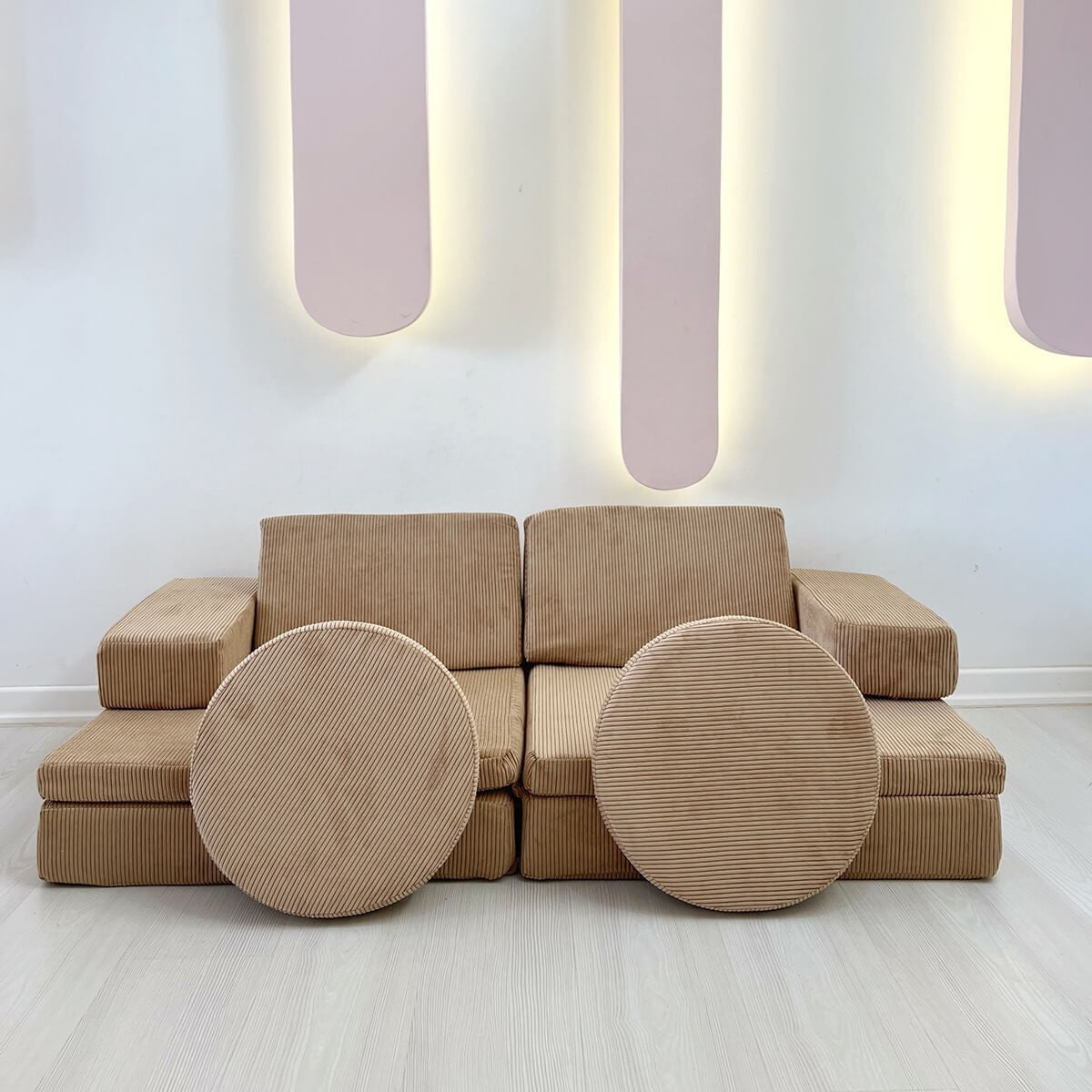 Sofá-cama elegante de 2 lugares, cor camelo, 140 x 70 x 46 cm | 100% poliéster, almofadas de espuma confortáveis | Perfeito para salas de estar e espaços de hóspedes