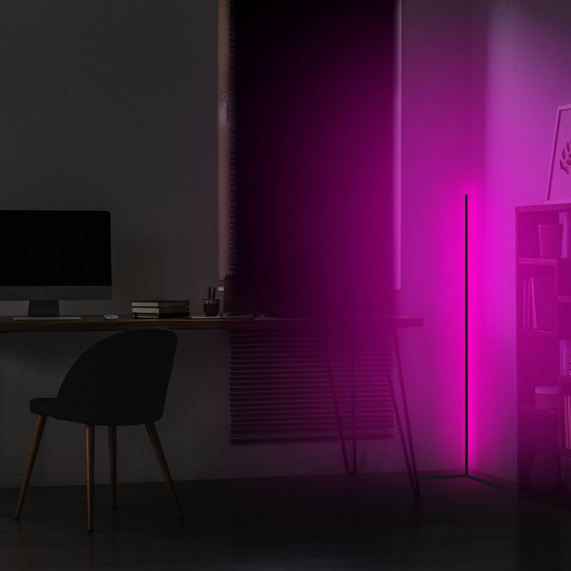 Candeeiro de Pé – 120 cm – Roxo – Alumínio e Ferro