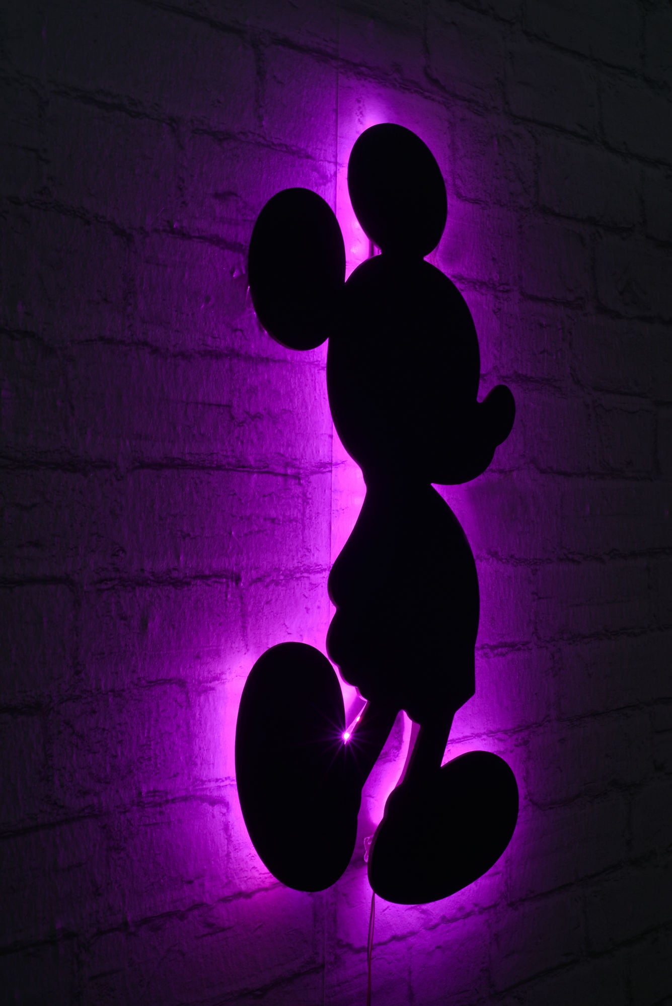 Candeeiro LED Mickey Mouse Pink - Iluminação Decorativa Premium