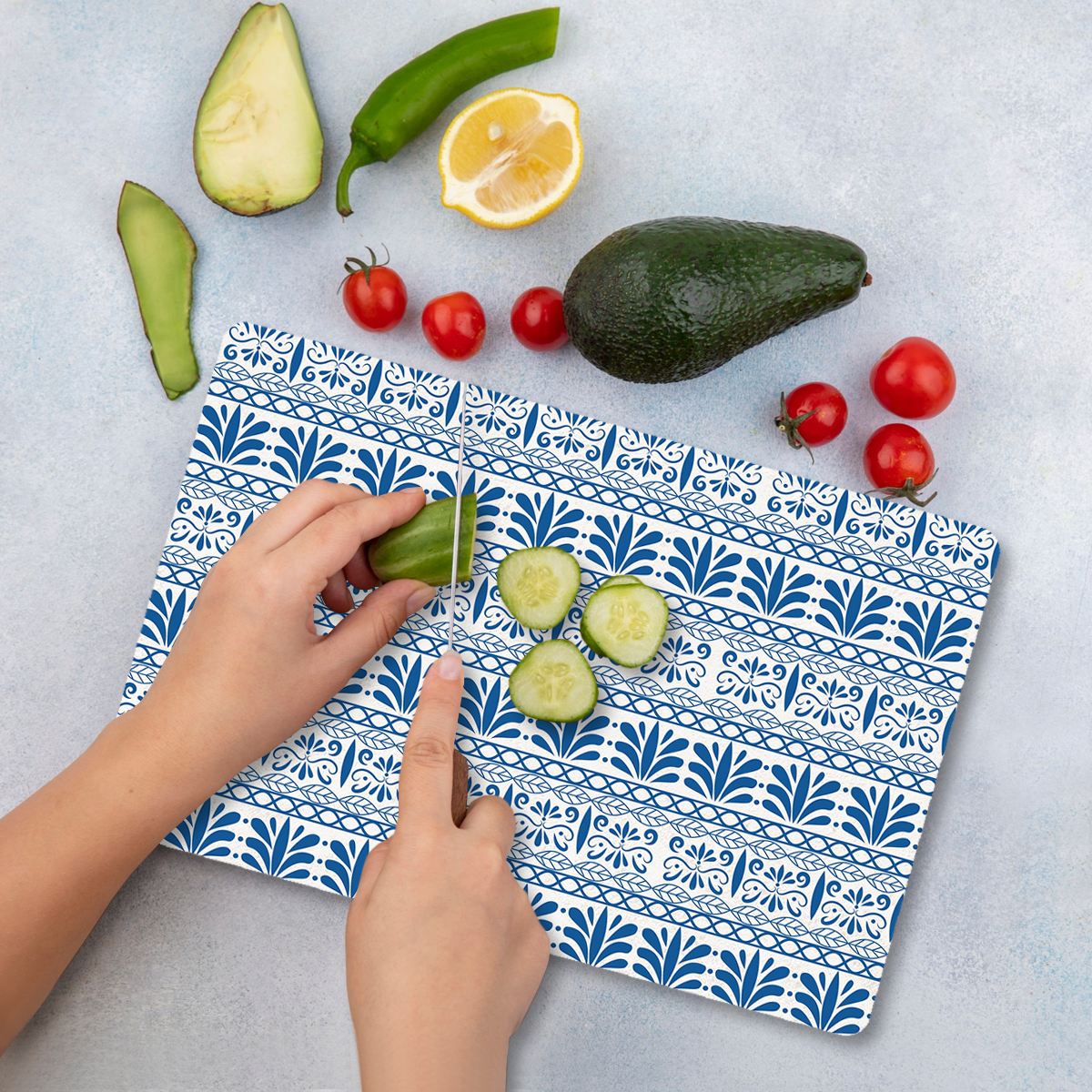 Tábua de corte em vidro temperado – 30 x 40 cm – Multicolorido