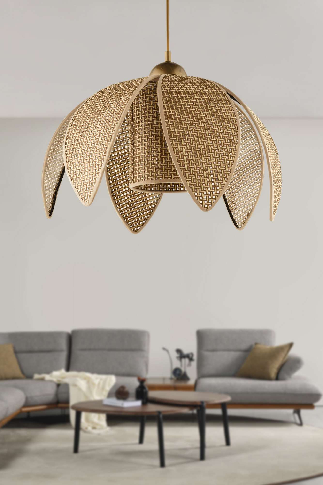 Candeeiro de Teto – Ø26 h:26 cm – Bege e Dourado – Plástico