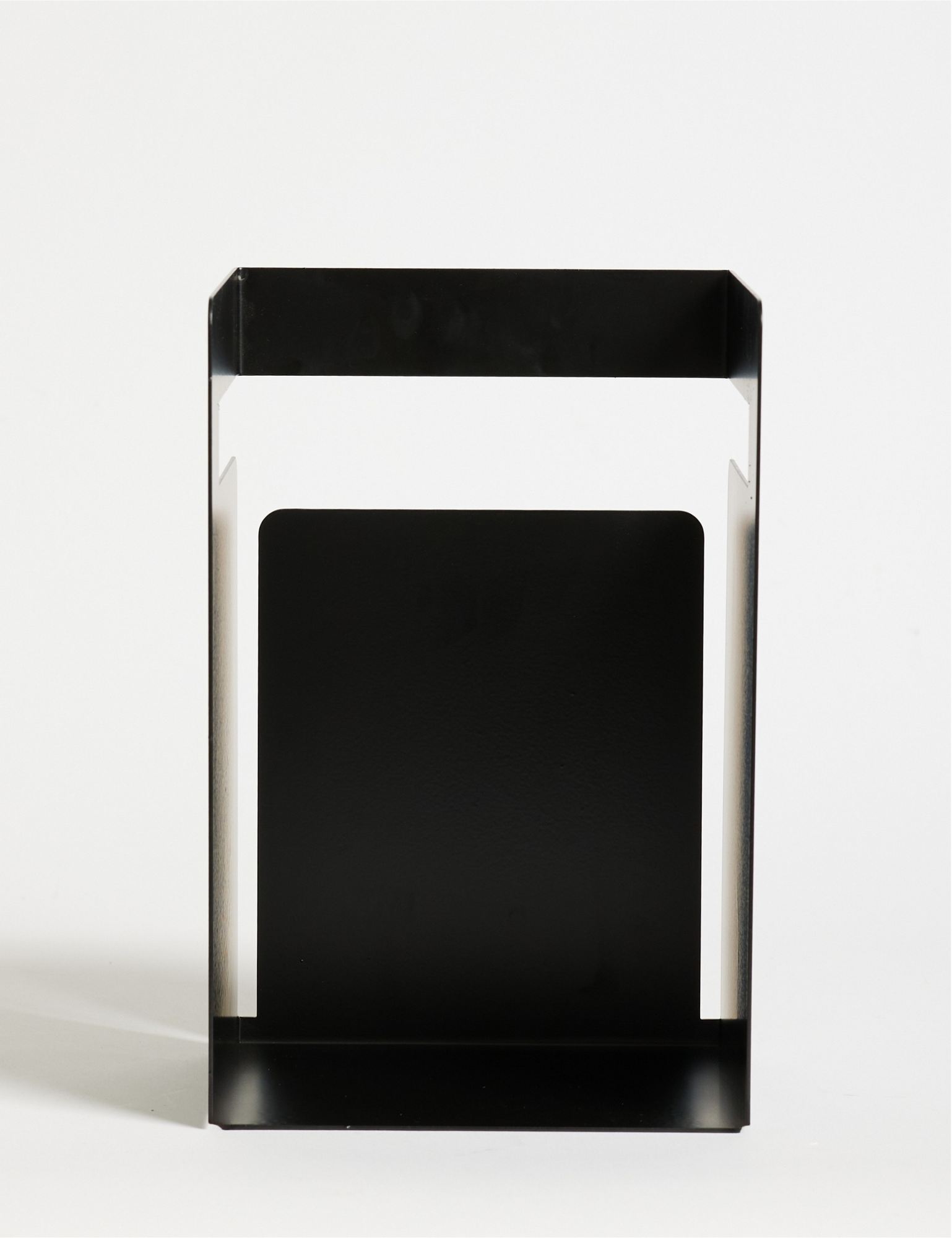 Suporte para livros-Cube-Preto