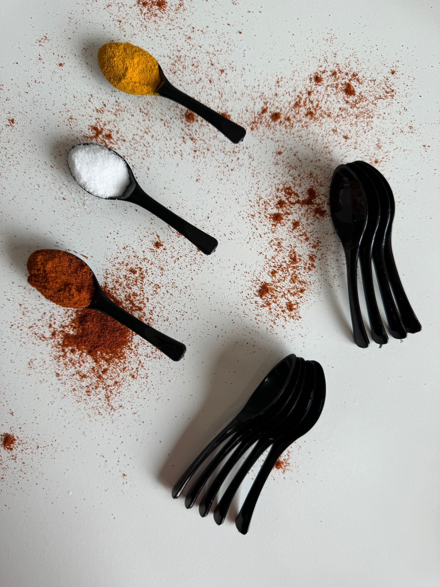 Conjunto de colheres de plástico – 10 x 3 cm – Preto