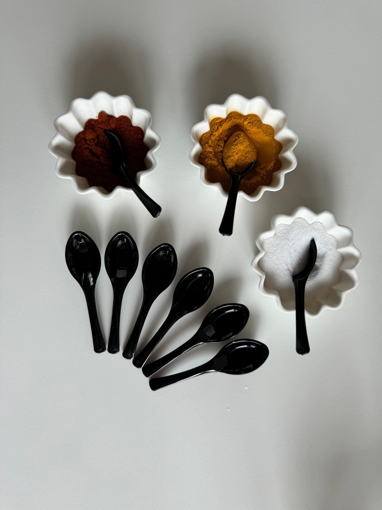 Conjunto de colheres de plástico – 10 x 3 cm – Preto