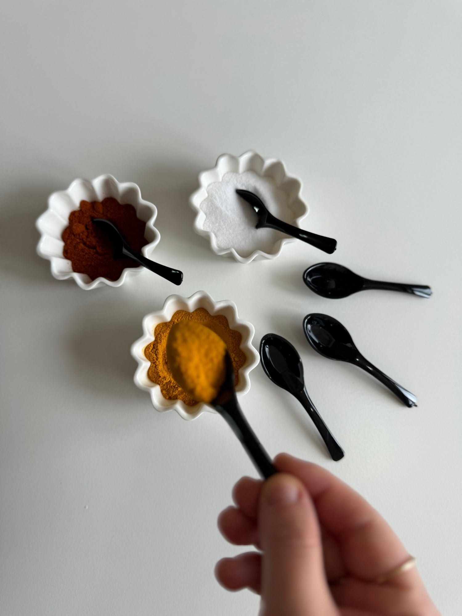 Conjunto de colheres de plástico – 10 x 3 cm – Preto