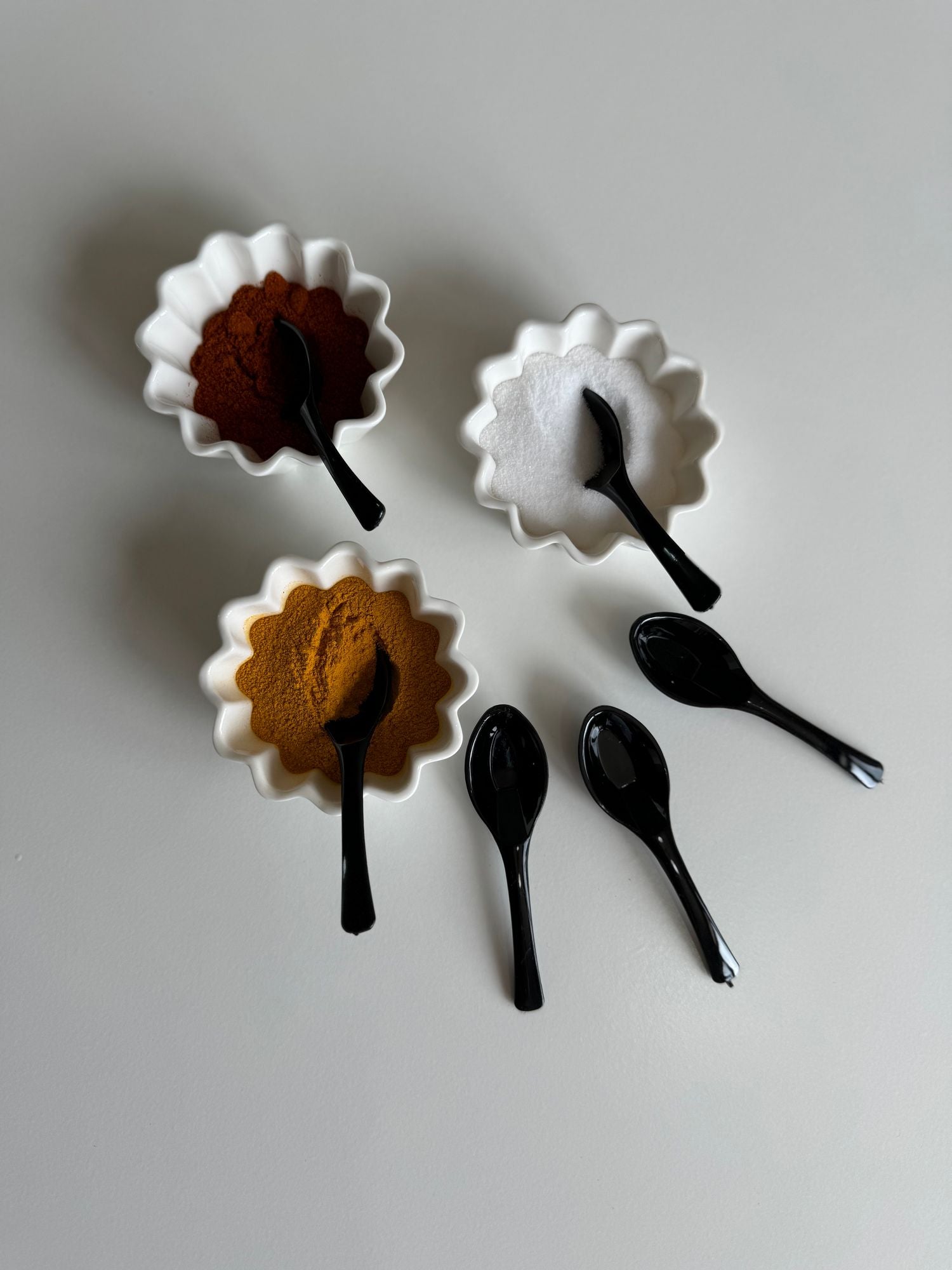 Conjunto de colheres de plástico – 10 x 3 cm – Preto