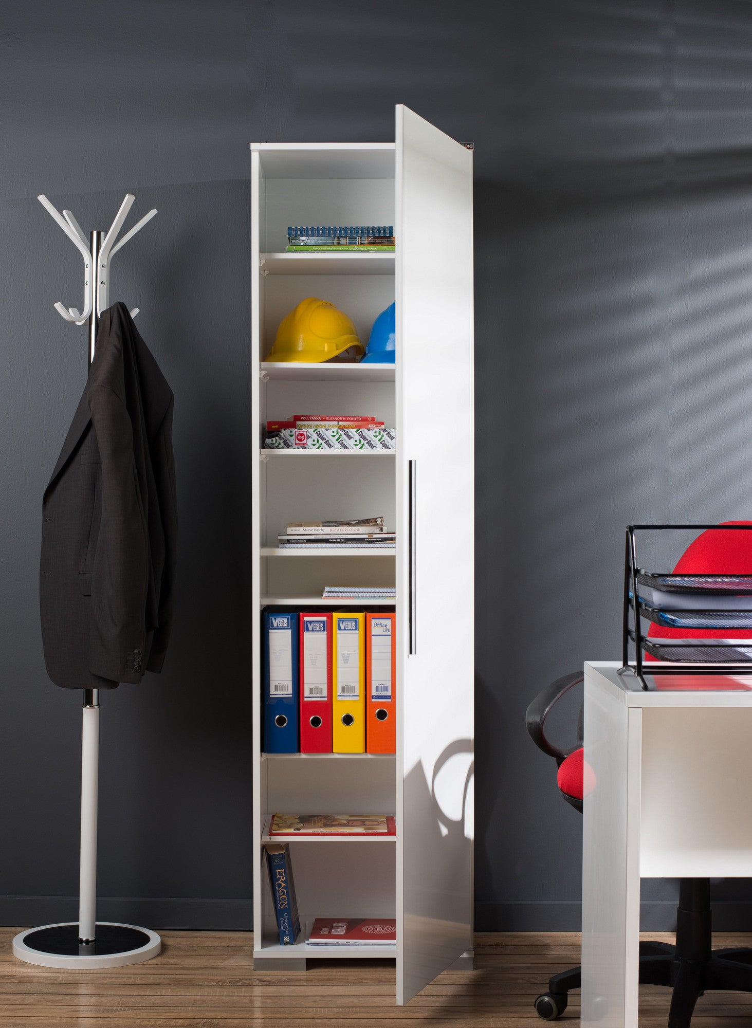 Armário Multiusos Branco 187cm - Prateleiras Ajustáveis e Fixação na Parede