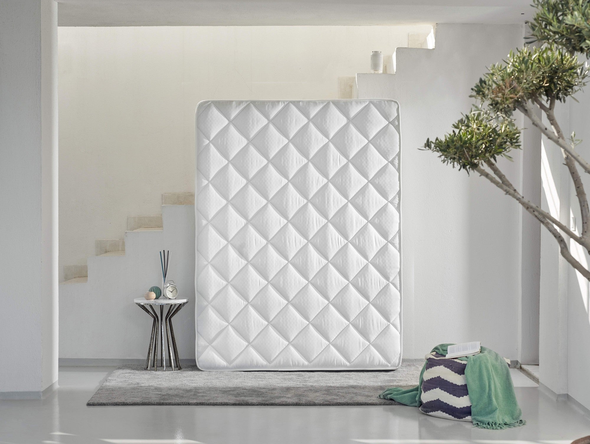 Colchão de luxo dupla face, 140 x 190 cm, espuma hipermacia, sistema de molas múltiplas, capa de malha branca | Perfeito para o estilo tradicional americano e hoteleiro