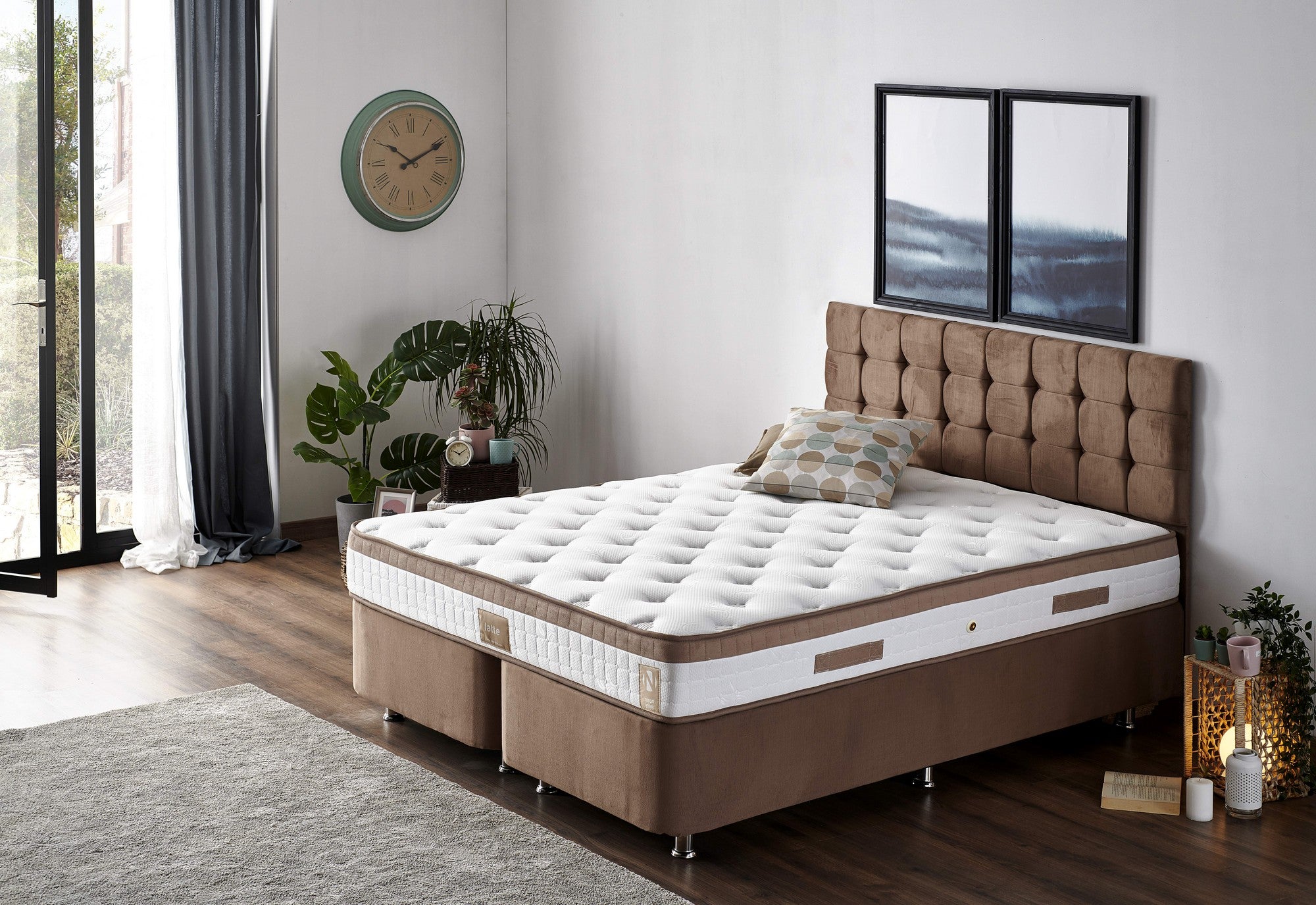 Colchão de luxo estilo hotel, 140 x 200 cm, 23 cm de altura | Capa de tecido trançado, sistema de molas múltiplas | Design elegante em branco e marrom para máximo conforto
