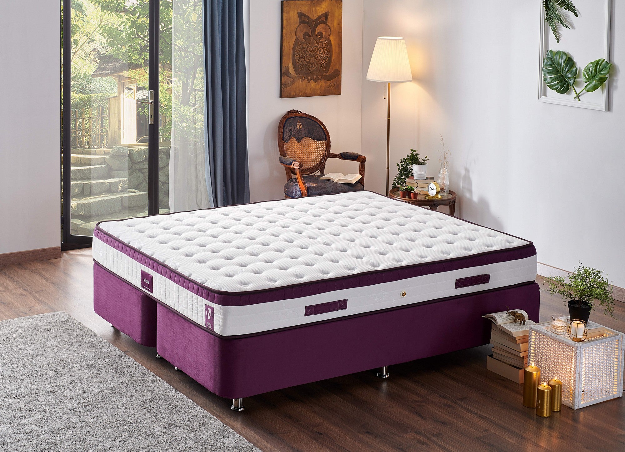 Colchão de luxo estilo hotel, 150 x 200 x 23 cm | Capa de tecido de malha, espuma hipermacia, totalmente ortopédico, sistema de molas múltiplas | Design elegante em branco e roxo
