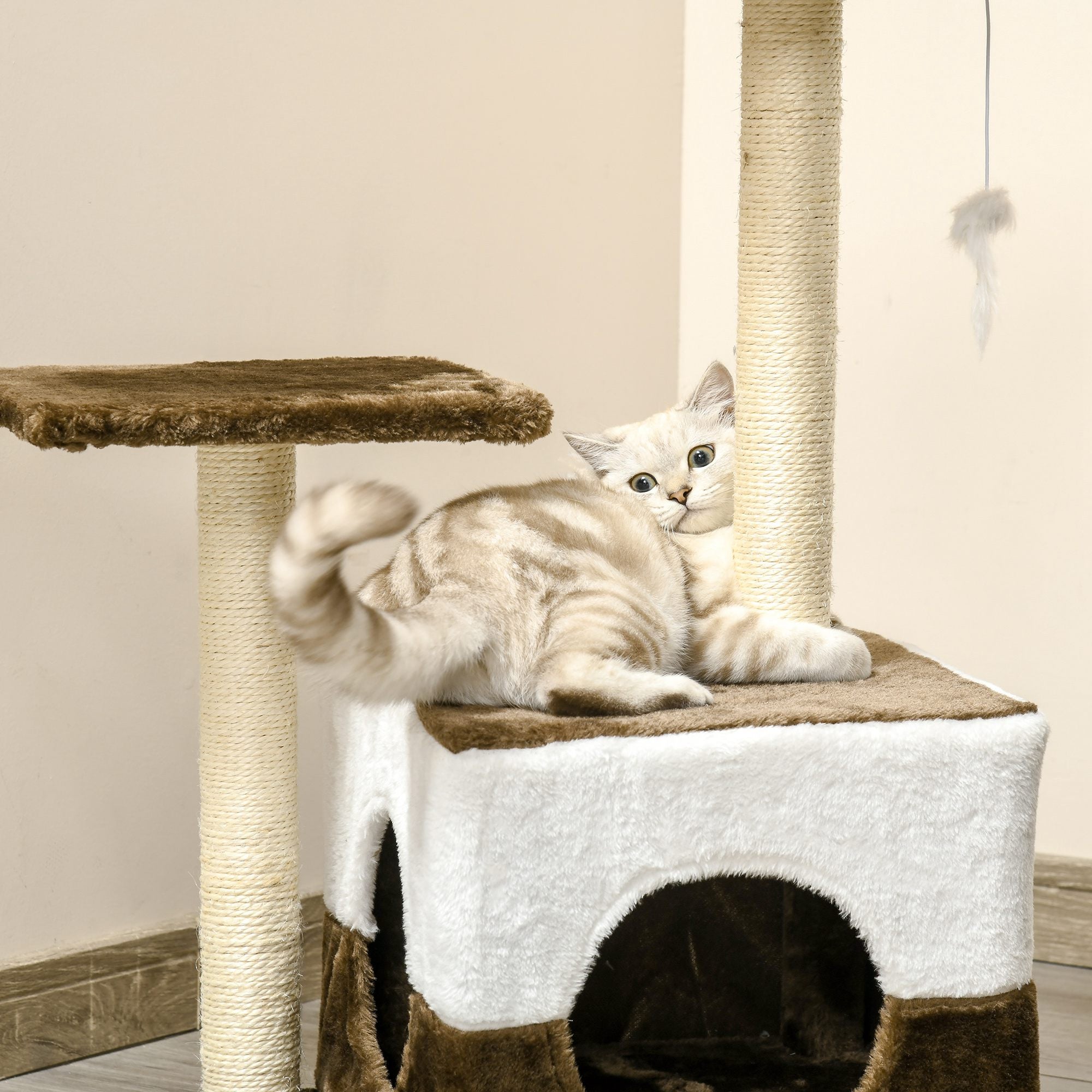 Árvore Arranhadora para Gatos Marrom - Medidas 45x33x70 cm