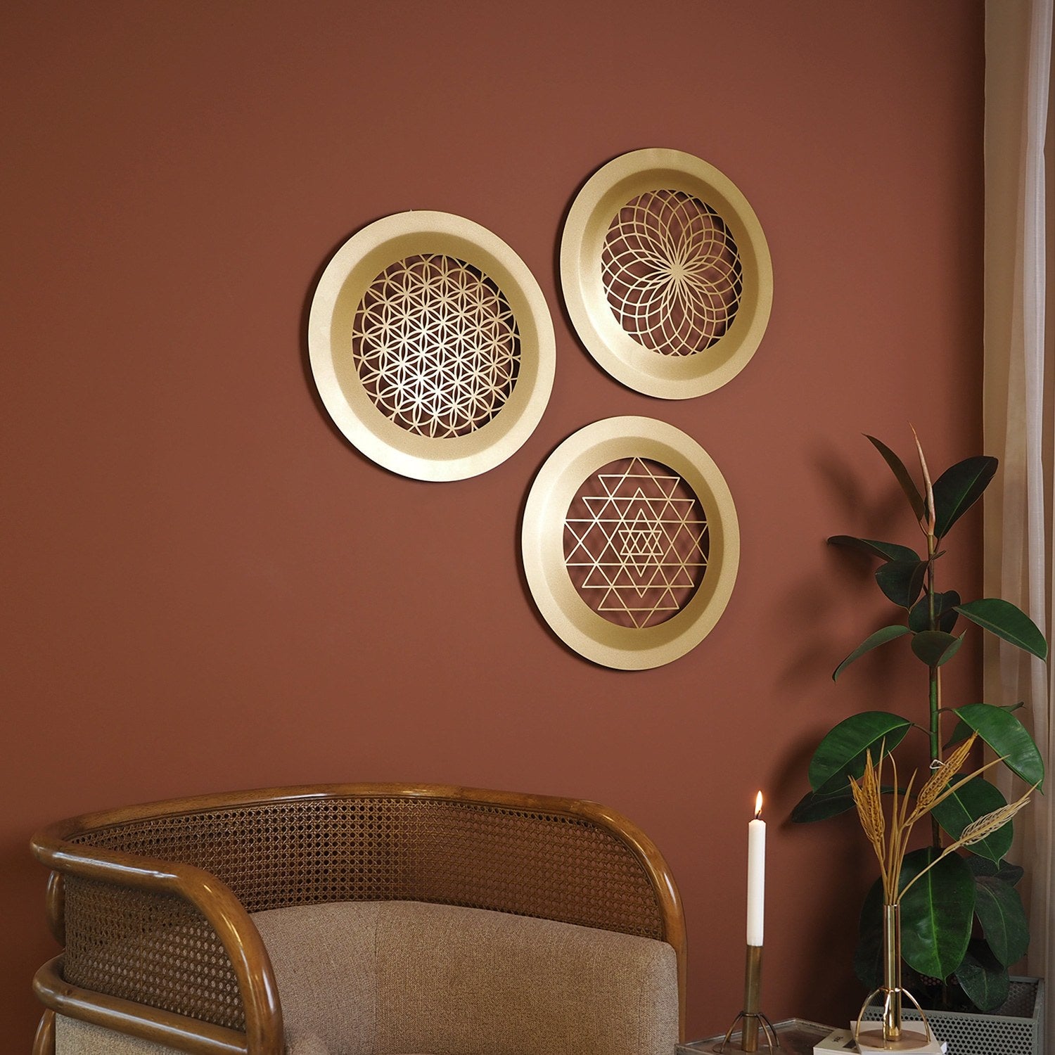 Acessório Decorativo de Parede em Metal Dourado 46x46 cm – Aço 100% (1,2 mm), 1,2 kg (APT757MAA)