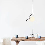 Candeeiro de Teto Industrial Escandinavo, Corpo em Ferro Preto, 25 x 15 cm, Altura: 76 cm, Soquete E27 Máx. 40 W, Iluminação Elegante para Espaços Modernos