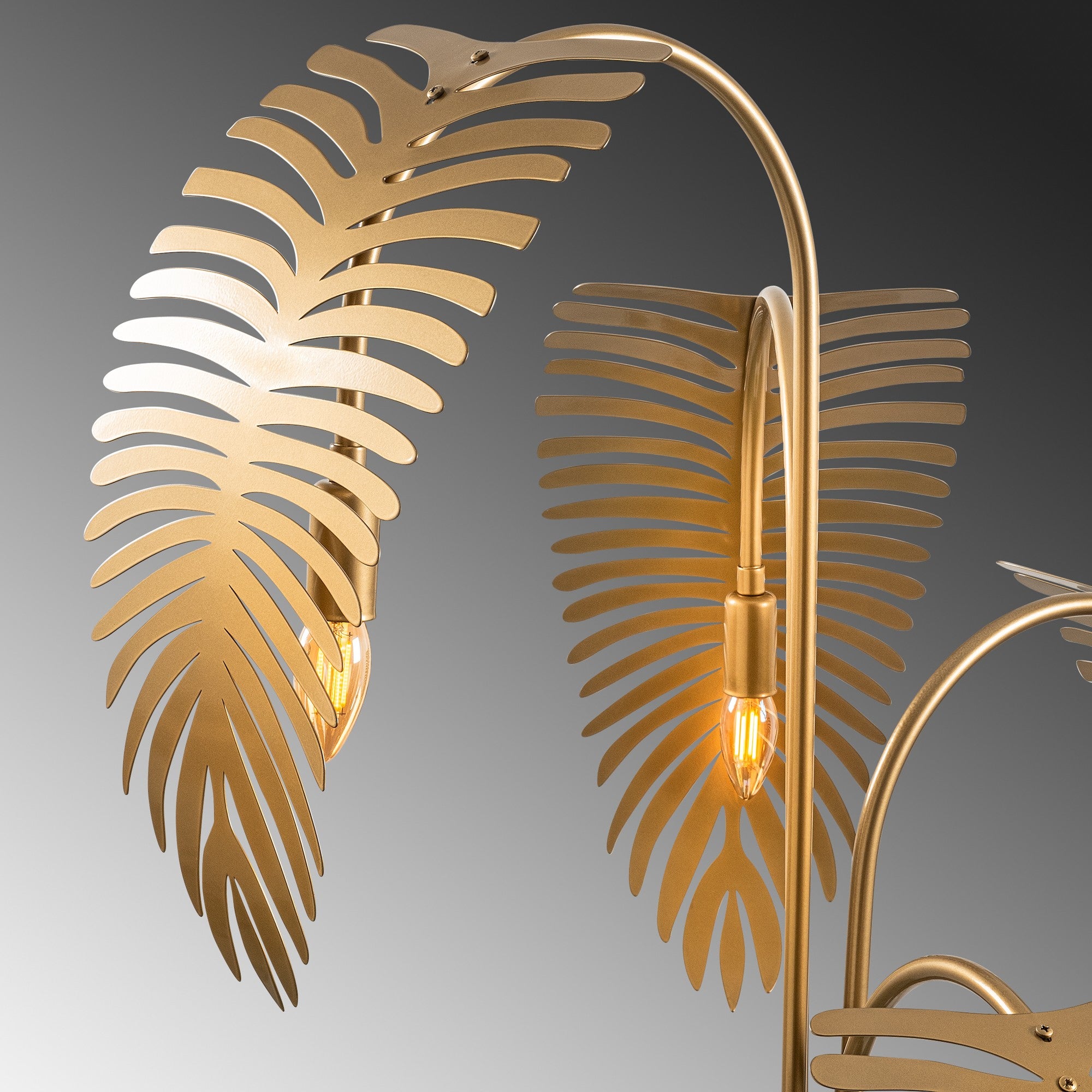 Candeeiro de Pé Elegante Dourada, Corpo de Metal, 71 x 71 x 157 cm | 5 Soquetes E14, Cabo de 250 cm, Interruptor Liga/Desliga | Iluminação Elegante para Decoração Moderna
