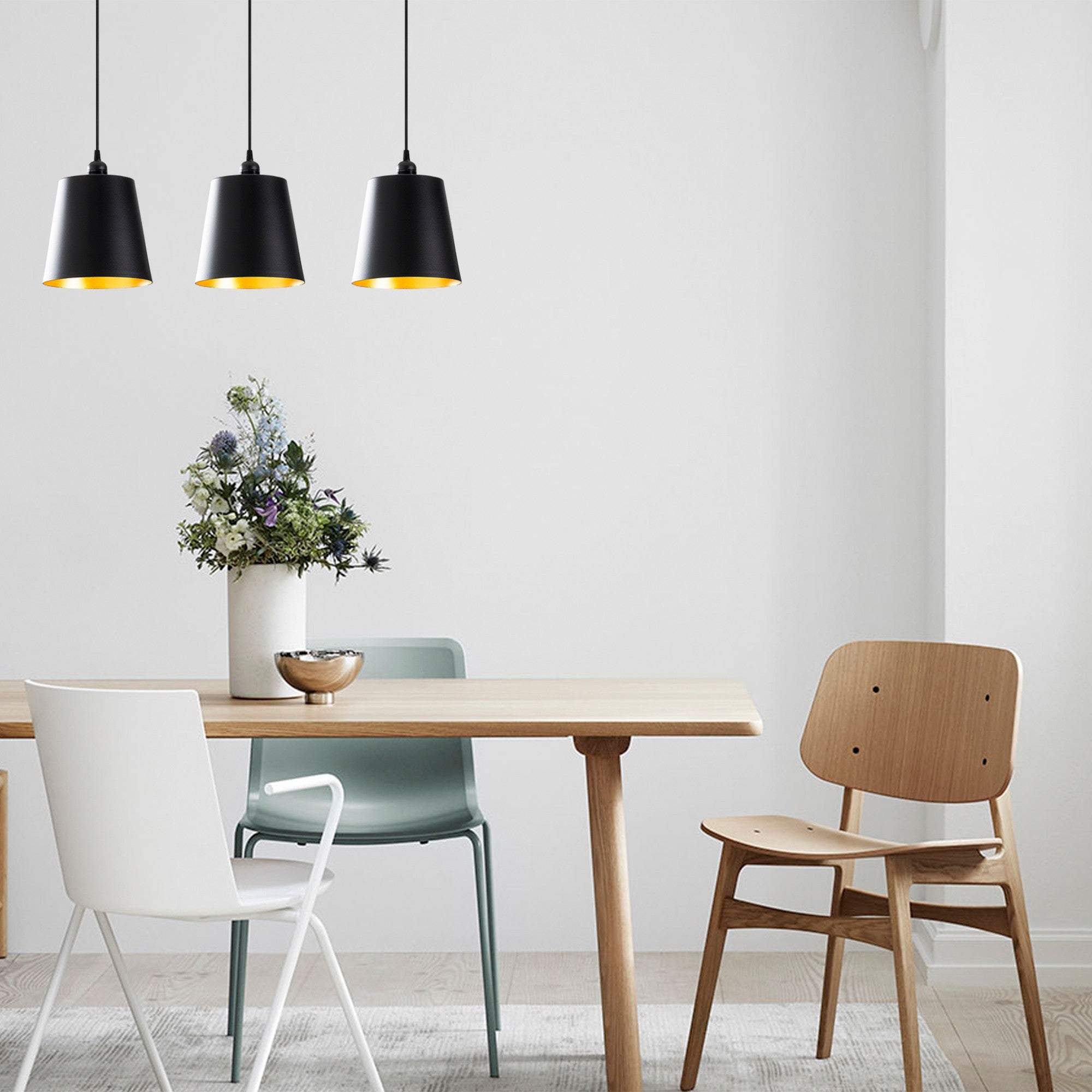 Candeeiro de Teto Industrial Escandinavo, Corpo em Metal Preto, 60 x 21 cm, Altura 117 cm, Ajustável, 3 x E27 máx. 40 W | Iluminação Elegante para Espaços Modernos