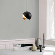 Candeeiro de Teto Escandinavo Glam, Preto e Dourado, 20 cm de Diâmetro, 114 cm de Altura | Altura Ajustável, Soquete E27, Máx. 40 W | Iluminação Elegante para Espaços Modernos