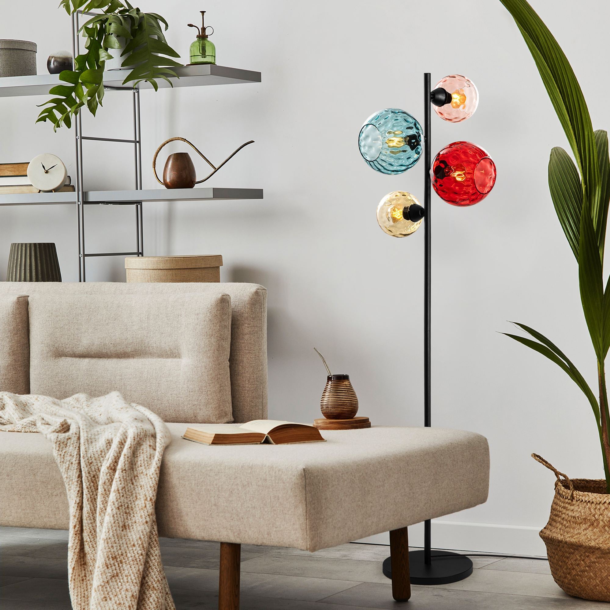 Candeeiro de Pé-Benek-Multicolorido
Preto