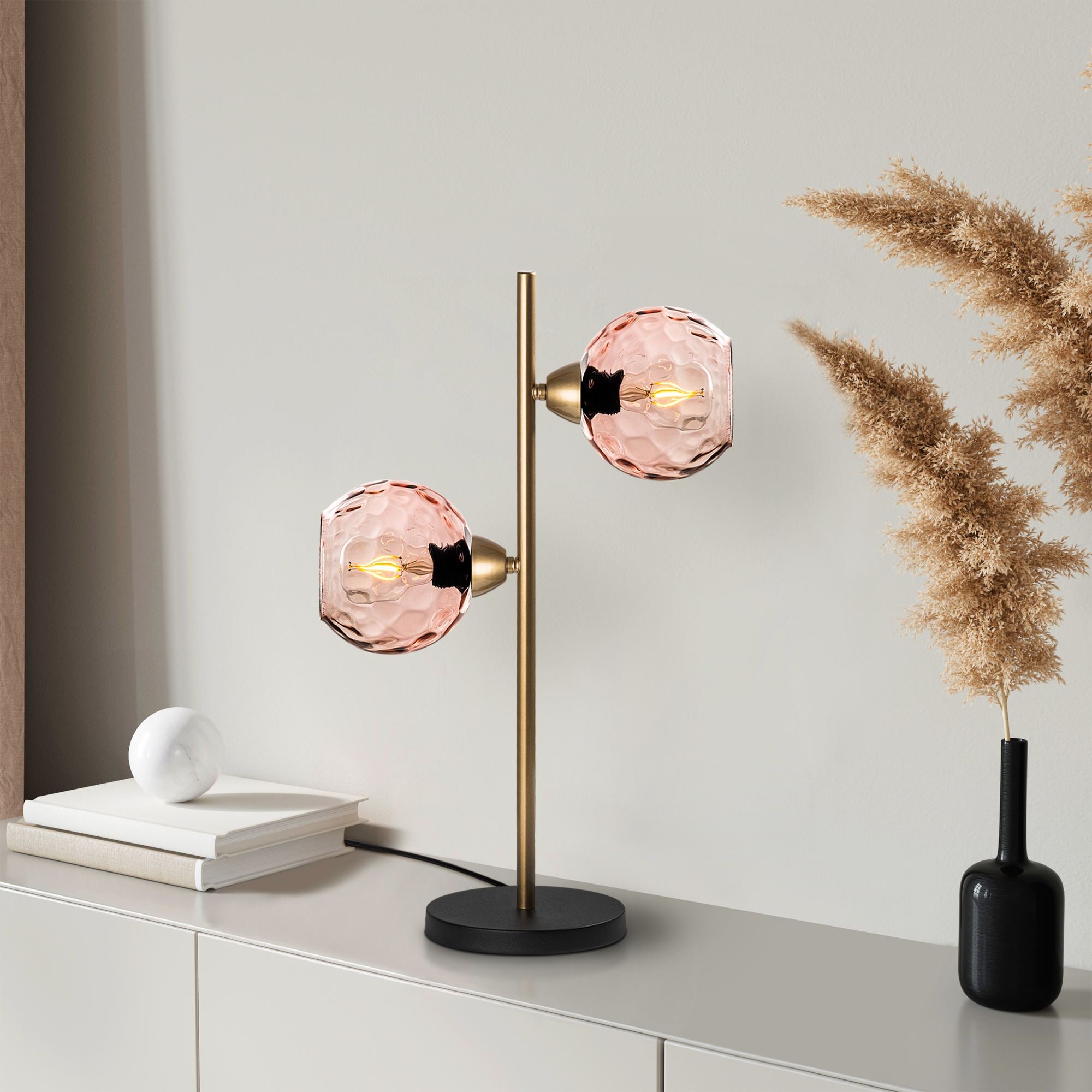 Candeeiro de mesa-Benek-Rosa
Ouro