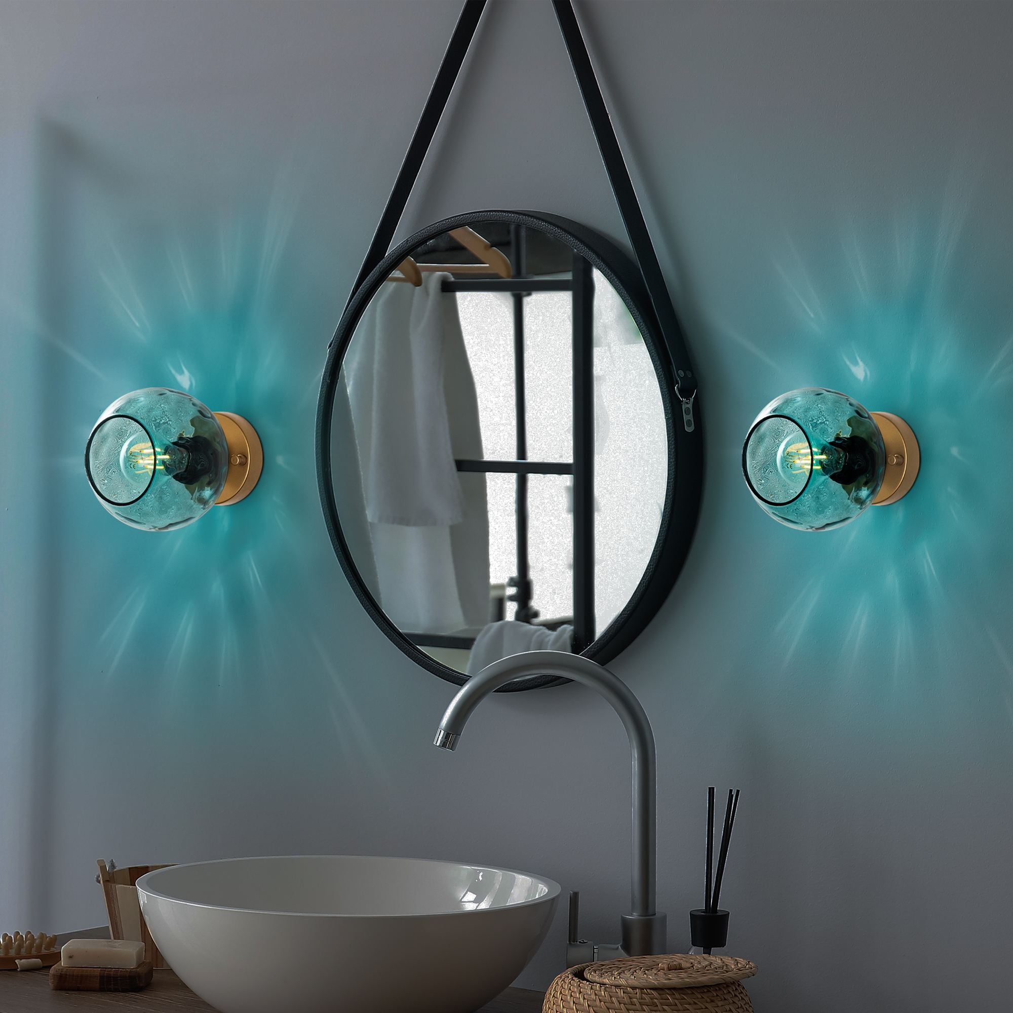 Candeeiro de Parede-Benek-Azul
Dourado