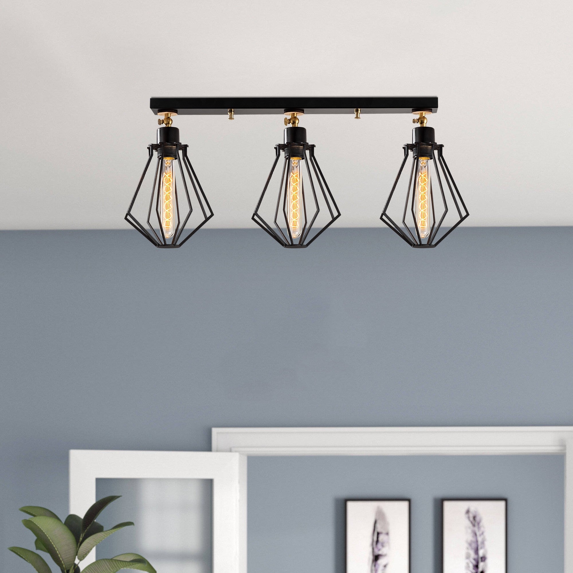 Candeeiro de Teto Industrial Moderno, Preto e Dourado, 70 x 18 cm | Corpo em Metal, 3 Soquetes E27, Altura: 29 cm | Iluminação Elegante para Casa e Escritório