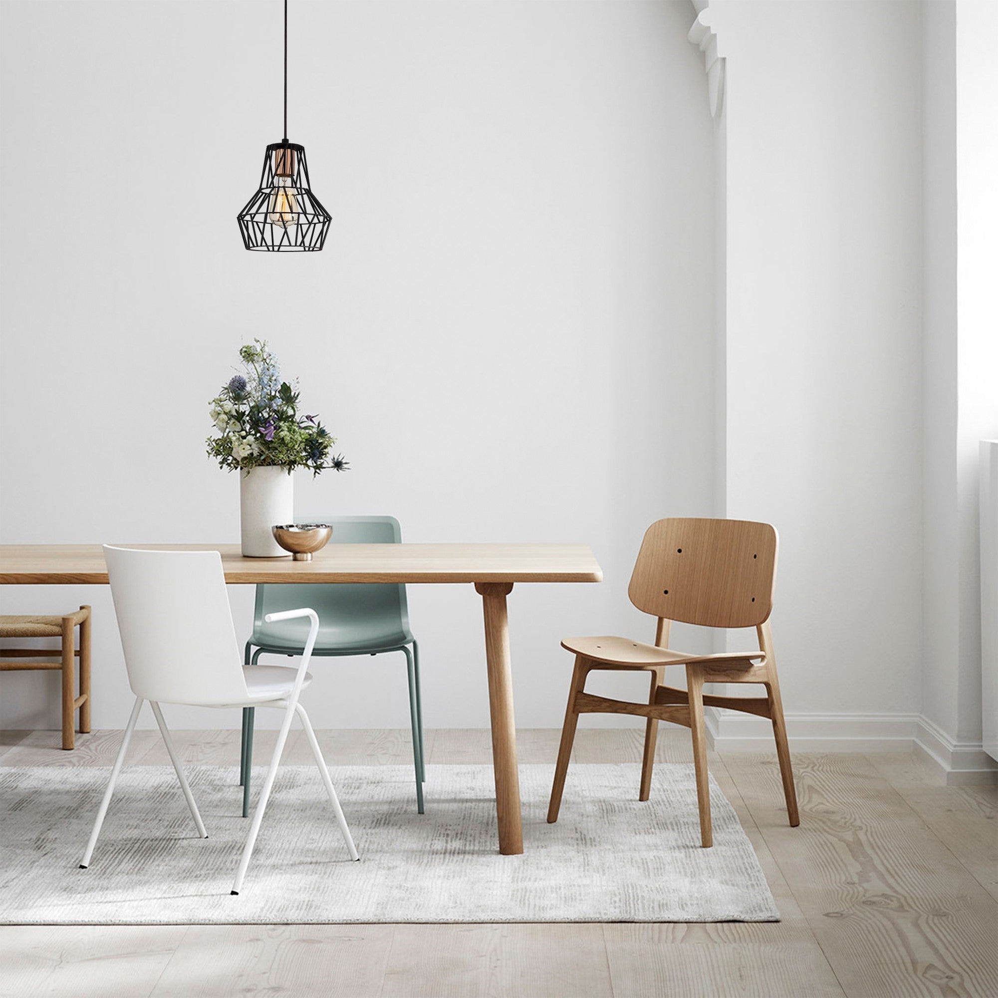 Candeeiro de Teto Industrial Preto, 20 cm de Diâmetro, 115 cm de Altura | Corpo em Metal, Soquete E27, 40 W Máx. | Iluminação Elegante para Espaços Modernos, Classificação IP20