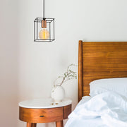 Candeeiro de Teto Industrial Preto, Corpo em Metal, 15 cm de Diâmetro, 109 cm de Altura | Soquete E27, Potência Máxima de 40 W | Iluminação Elegante para Espaços Modernos, Classificação IP20