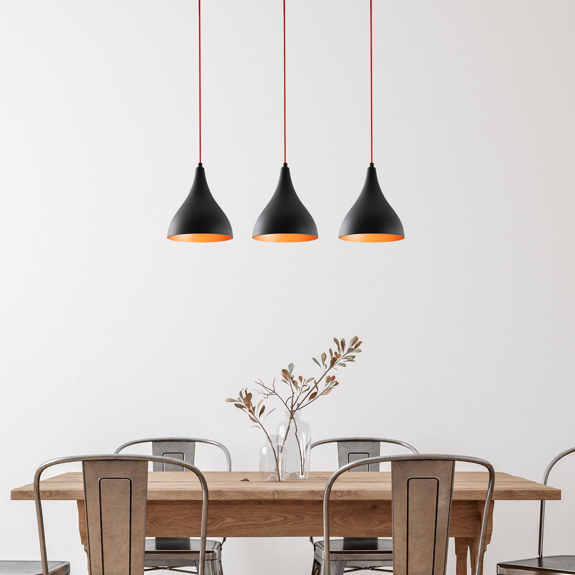 Candeeiro de Teto Industrial Moderno, Preto e Vermelho, 72 x 22 cm, Altura 118 cm | Corpo de Metal, 3 Soquetes E27, Iluminação Elegante para Casa e Escritório