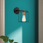Candeeiro de Parede Industrial, Preto e Bronze, 15 cm de Diâmetro, 23 cm de Altura | Corpo em Metal, Soquete E27, Máx. 40 W | Iluminação Elegante para Espaços Modernos