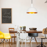 Candeeiro de Teto Elegante Branco e Dourado, 30 cm de Diâmetro, Altura Ajustável, Corpo de Ferro, Soquete E27, Design Escandinavo Moderno | Perfeito para Decoração de Casa