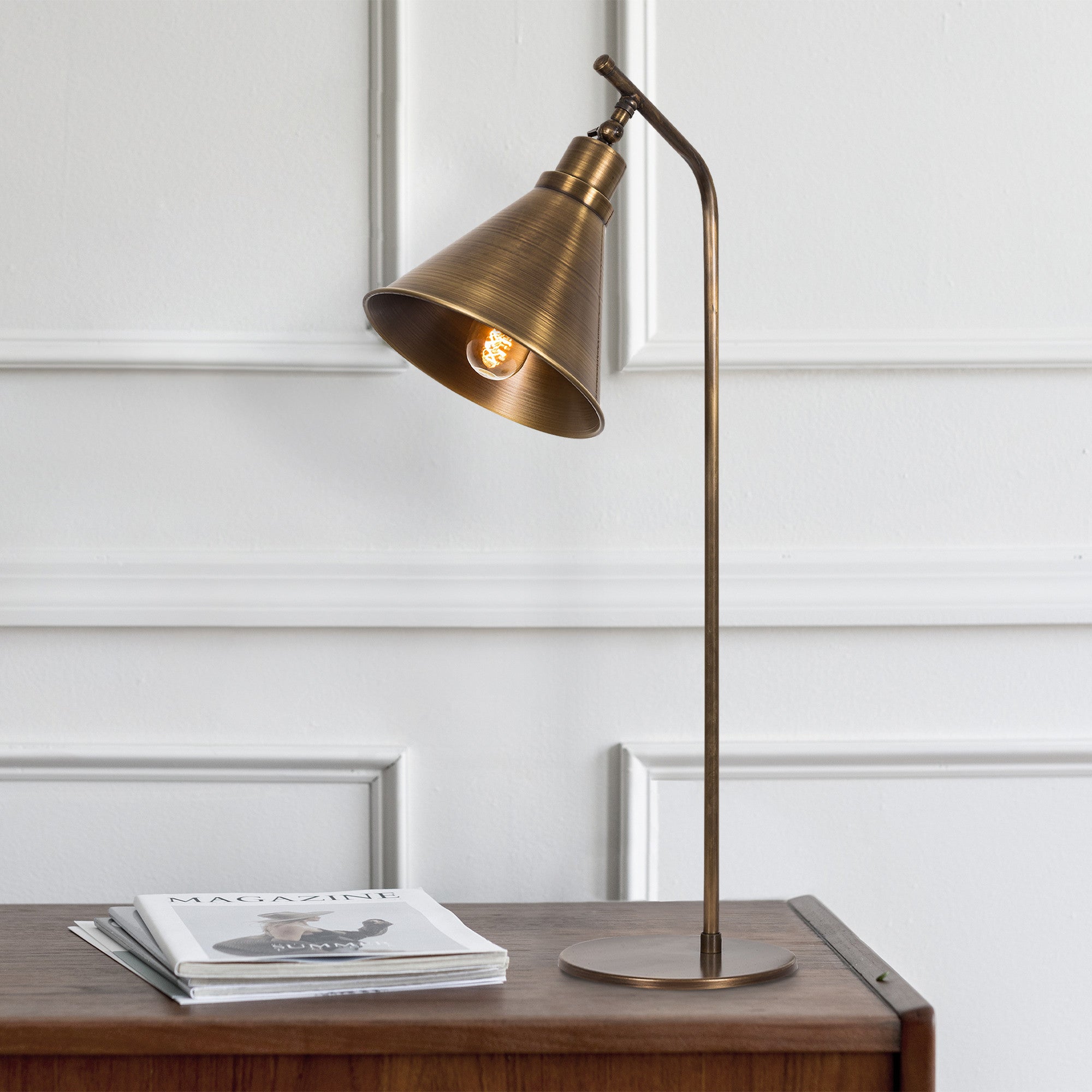 Candeeiro de Mesa vintage em cobre, 28 cm de diâmetro, 50 cm de altura | Corpo em metal, soquete E27, 40 W máx. | Design industrial e escandinavo elegante para residências e hotéis