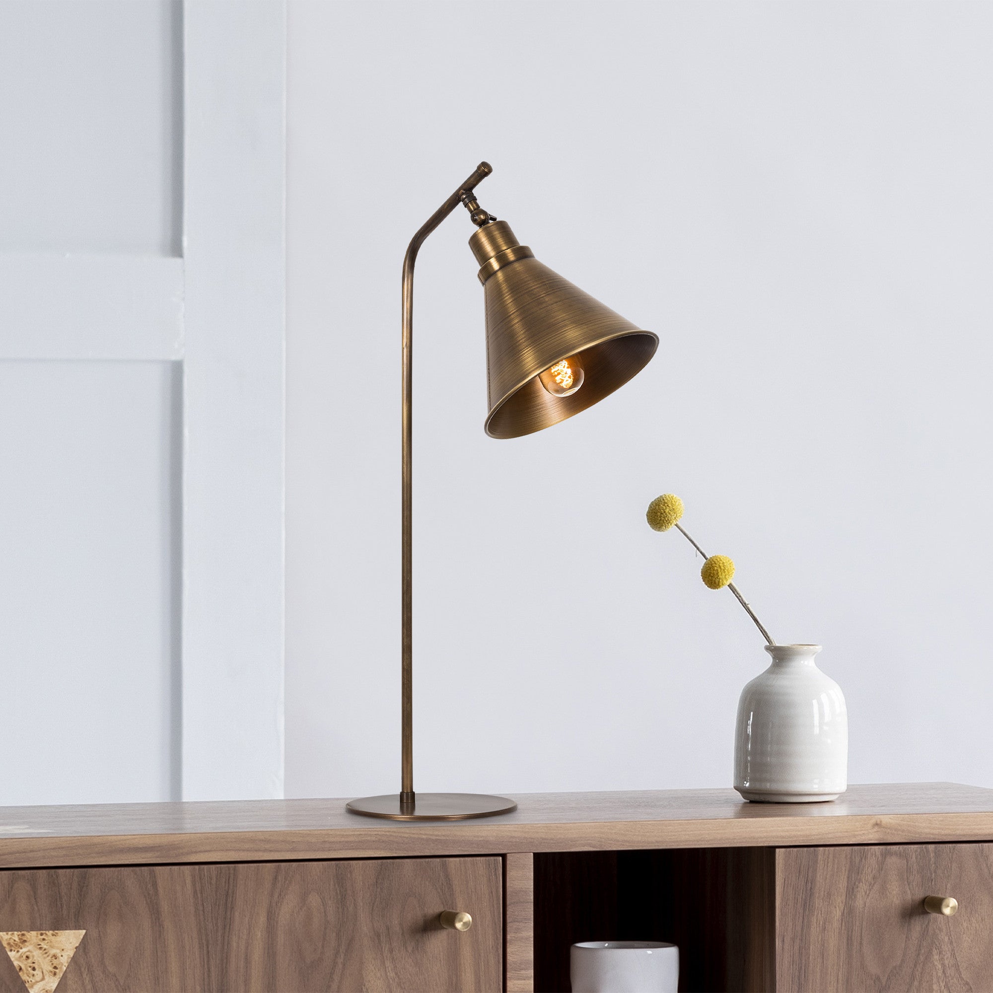Candeeiro de Mesa vintage em cobre, 28 cm de diâmetro, 50 cm de altura | Corpo em metal, soquete E27, 40 W máx. | Design industrial e escandinavo elegante para residências e hotéis