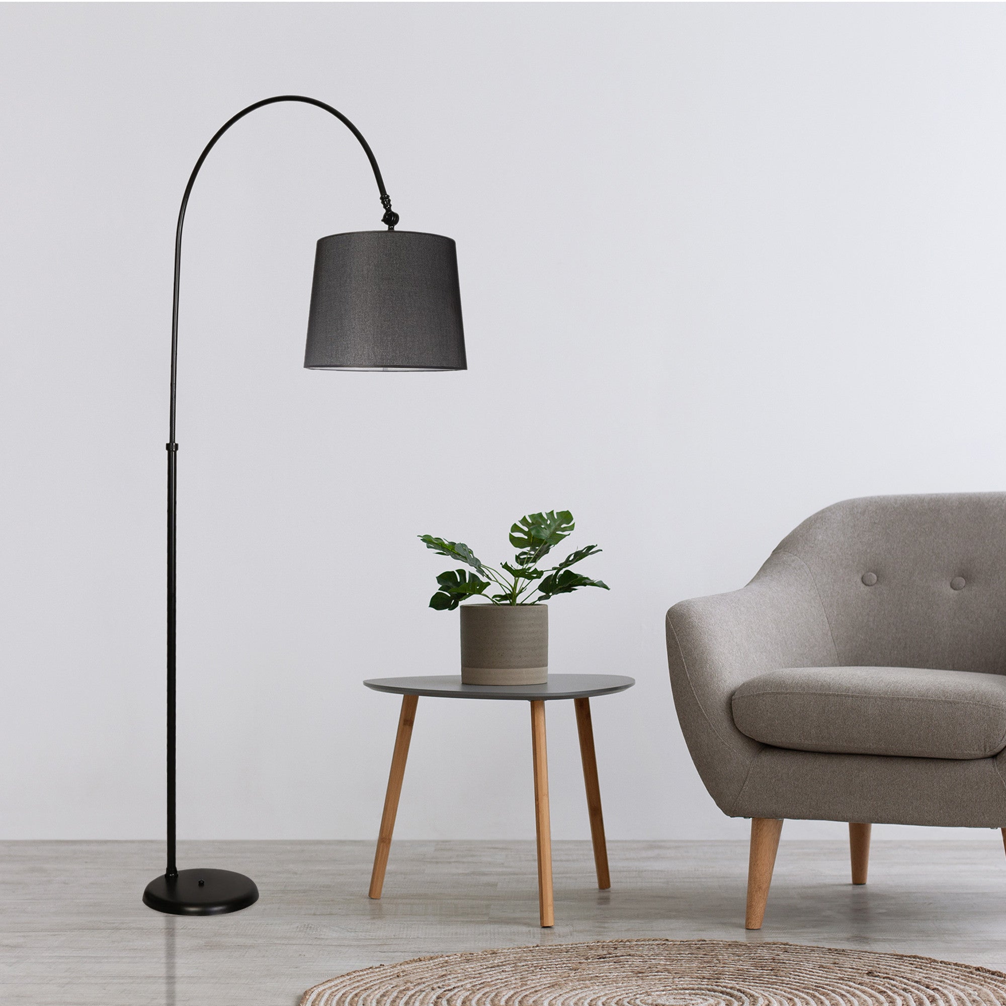 Candeeiro de Pé – 200 cm – Preto – Metal