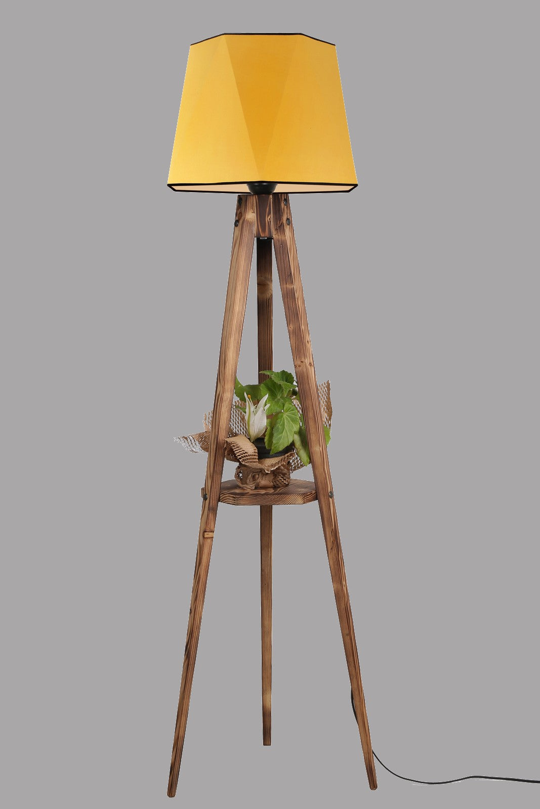 Candeeiro de Pé – 165 cm – Mostarda – Madeira de Abeto