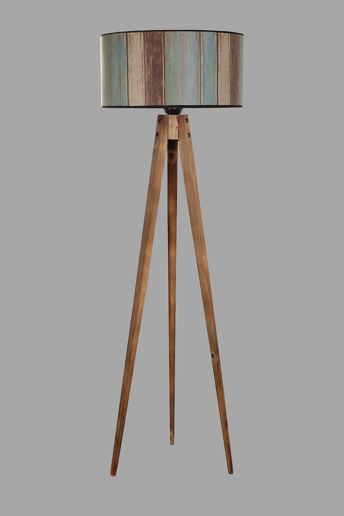 Candeeiro de Pé em Madeira – 153 cm – Multicolorido – Tecido