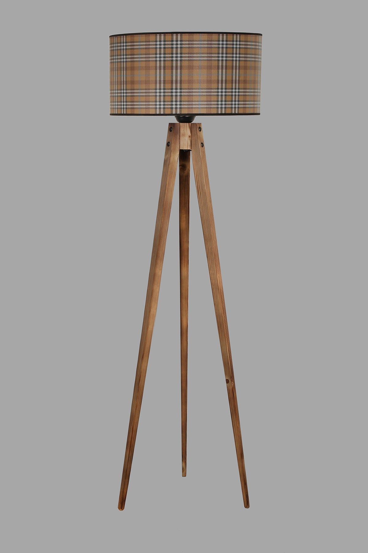 Candeeiro de Pé – 153 cm – Multicolorido – Madeira