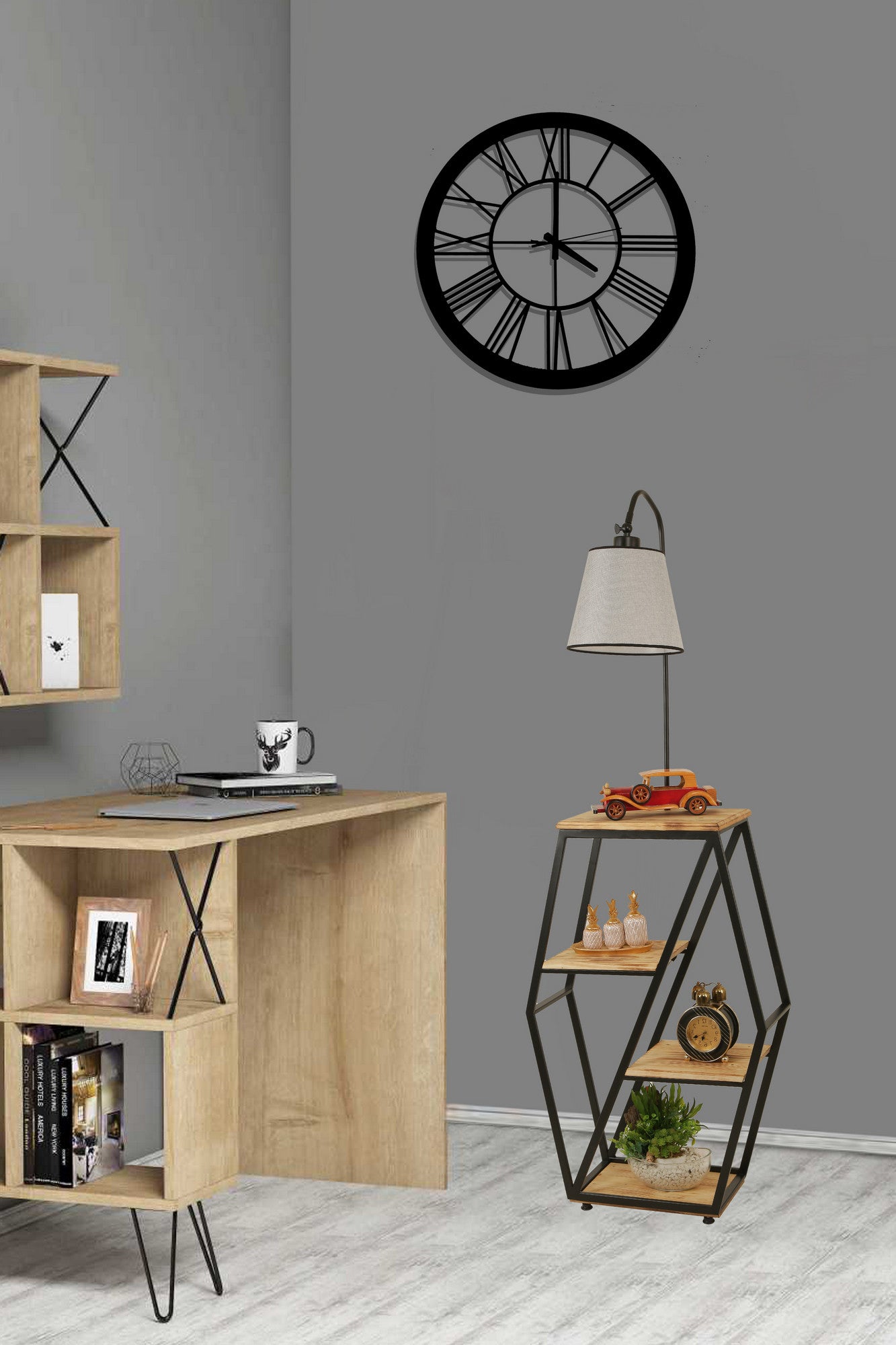 Candeeiro de Pé – 165 cm – Cinza claro – Metal e Madeira