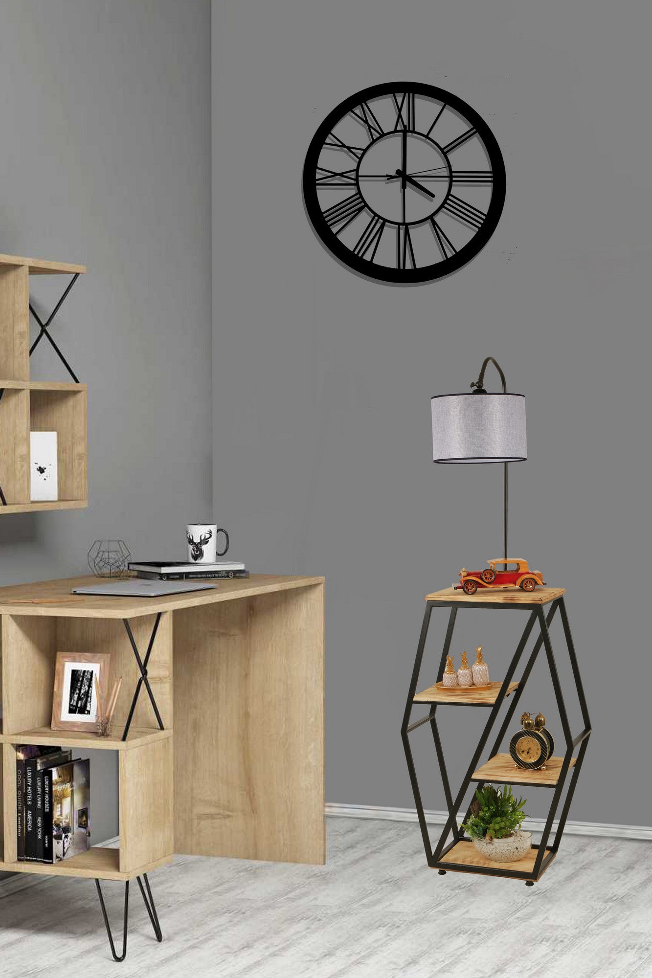 Candeeiro de Pé – 38 x 25 cm – Cinza Claro – Metal e Madeira