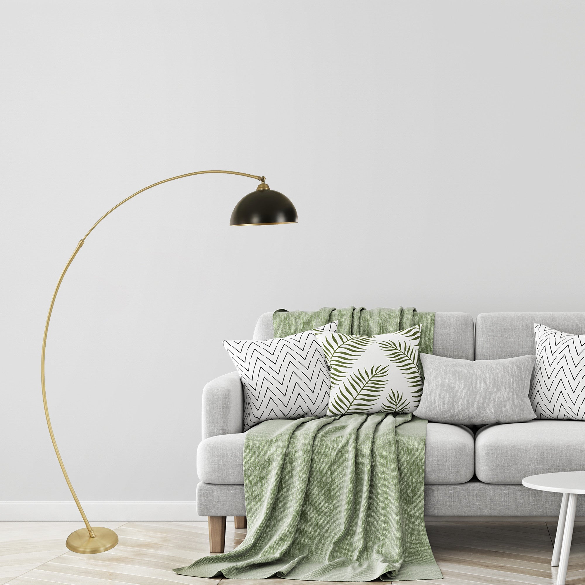Candeeiro de Pé – 185 cm – Dourado e Preto – Metal