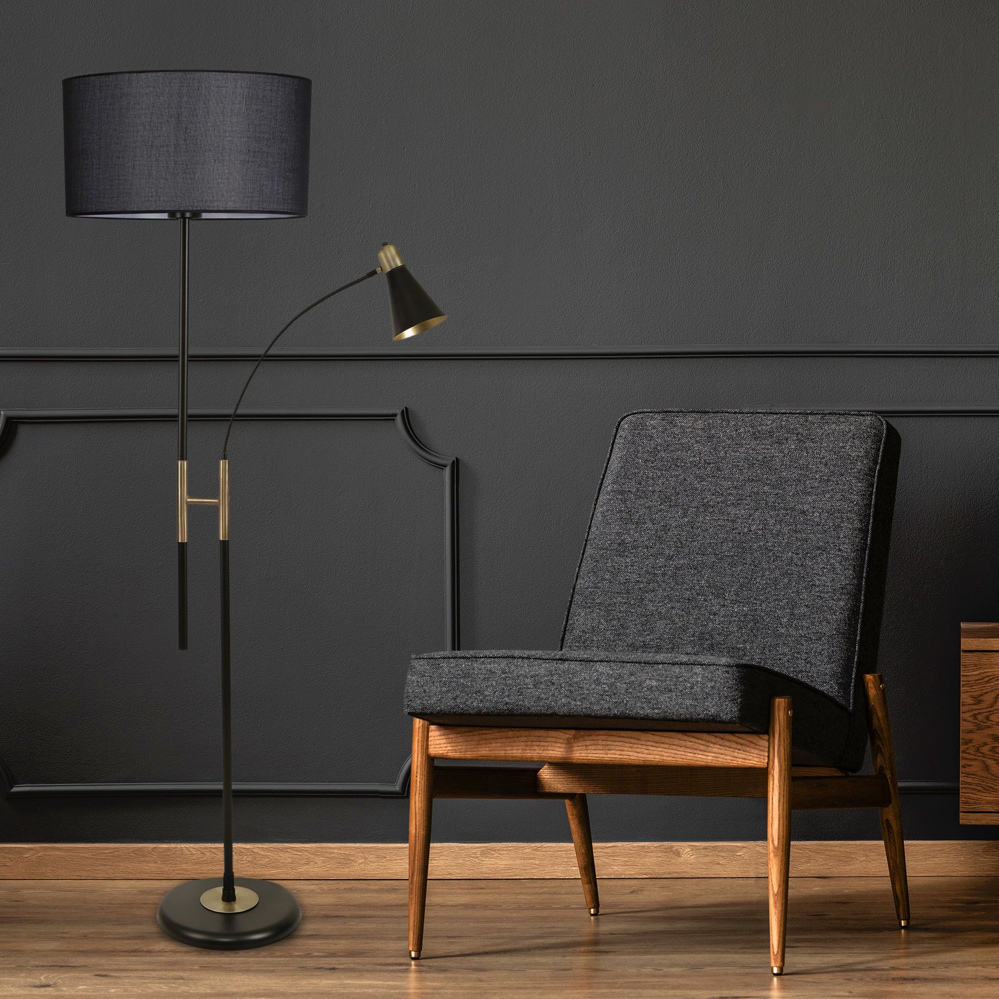Candeeiro de Pé – 165 cm – Preto – Metal