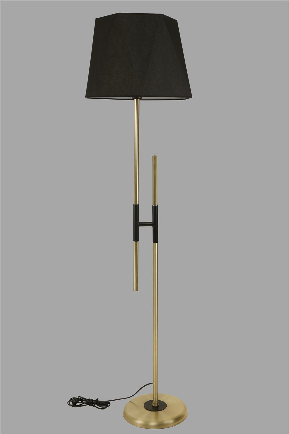 Candeeiro de Pé – 165 cm – Preto – Metálico