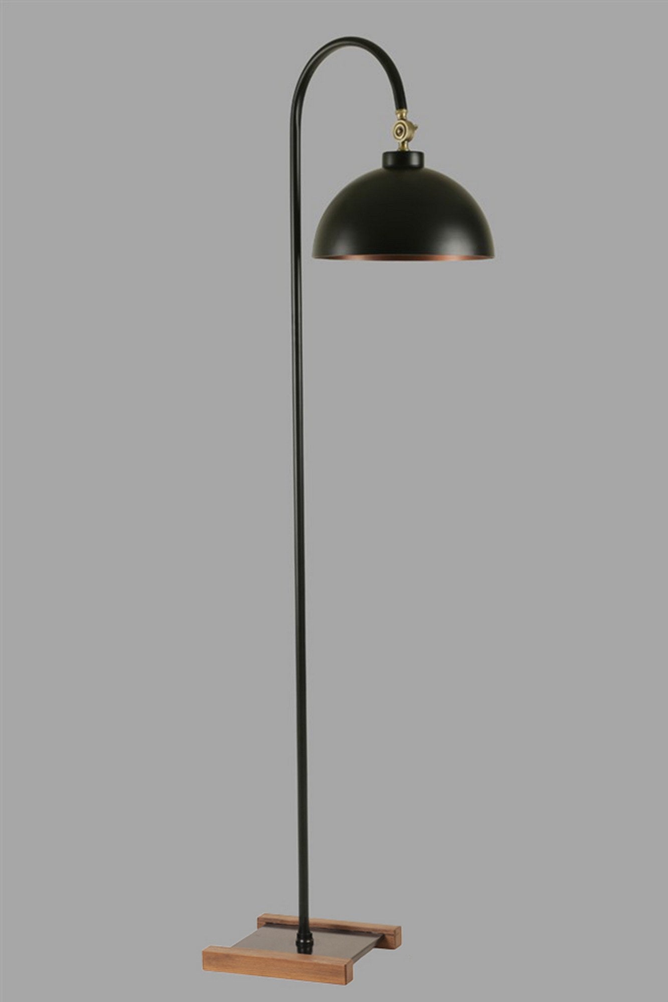 Candeeiro de Pé – 165 cm – Preto – Metal