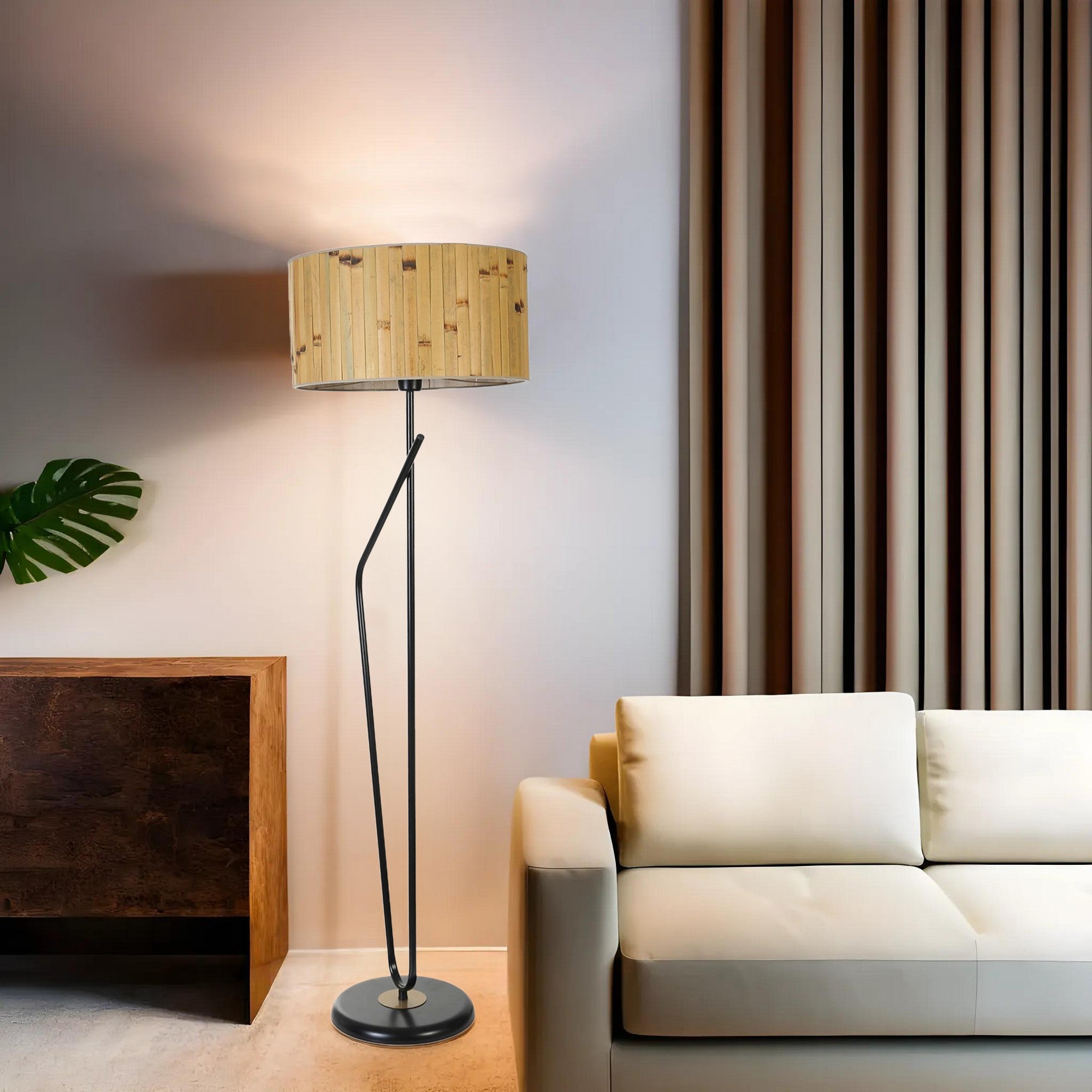 Candeeiro de Pé – 155 cm – Carvalho e Preto – Metal