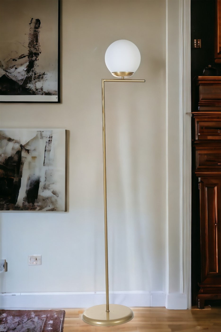 Candeeiro de Pé – 155 cm – Dourado e Branco – Metal e Vidro